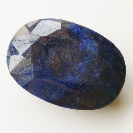 Pietra preziosa "Gemstone 2" - Zaffiro

Colore: Bl