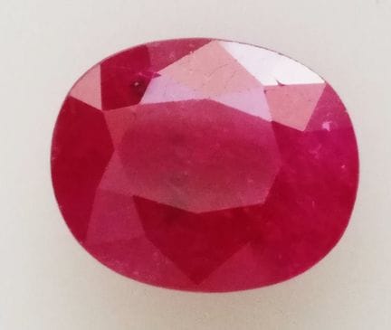 Pietra preziosa "Gemstone 2" - Rubino

Colore: Ros