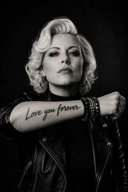 Gordon Black - Nacido en 1980 - Love You Forever -