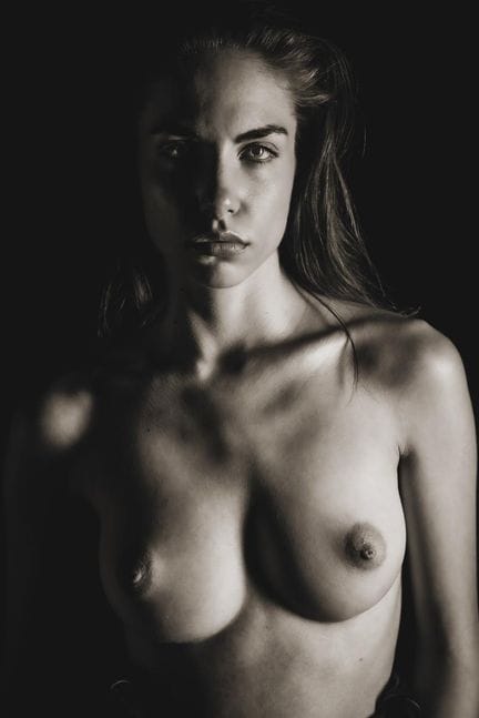 Soen - Born in 1969 - Body-Landscape - Photograph 