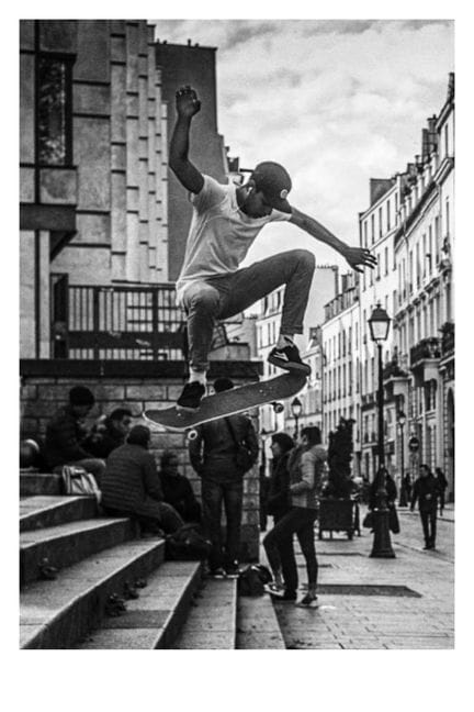 Michel Casamia - Né en 1959 - Saut sur les marches