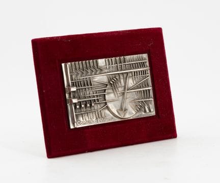 ARNALDO POMODORO (1926) - Plaque pour la municipal