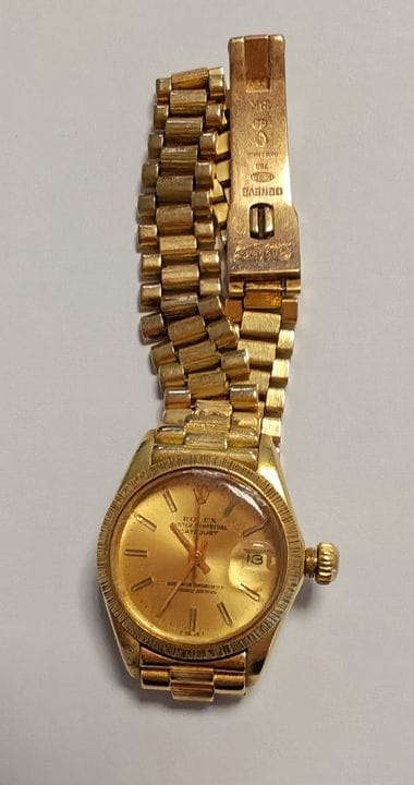 ROLEX Oyster Perpetual Datejust Lady
Damenuhr aus 