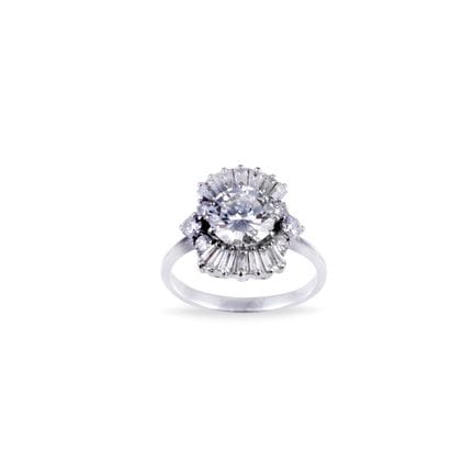 18K white gold RING set with a 1.67-carat brillian