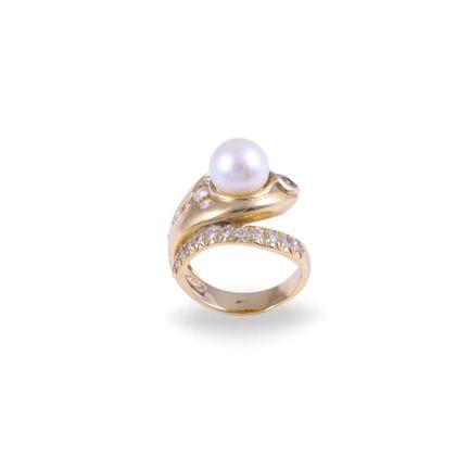 RING featuring a snake design in 18K yellow gold w