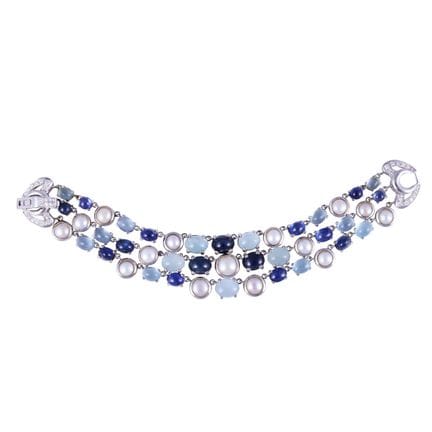 * 18K white gold bracelet consisting of three alte