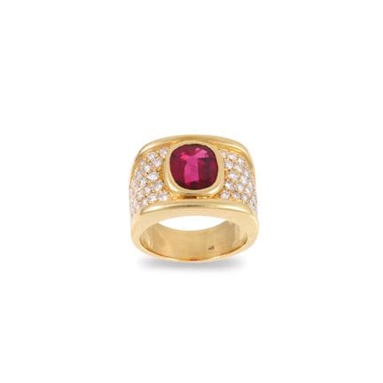BAGUE en or jaune 18Kt sertie de diamants pavés pe