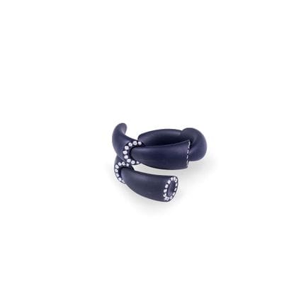 * RING, VHERNIER „Calla“ aus schwarzem Titan mit K