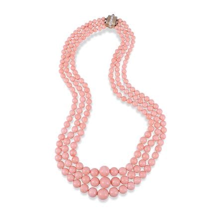 ~ COLLANA a tre fili di sfere di corallo rosa post