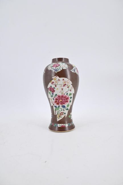 Cuerpo de jarrón de porcelana con decoración de la