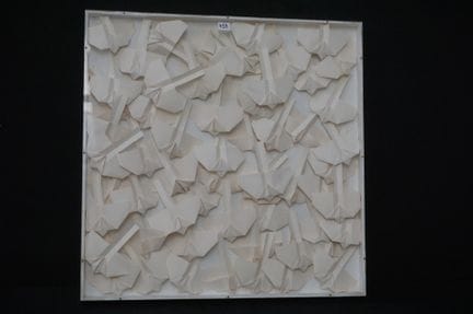 Three-dimensional artwork made of folded paper (PA