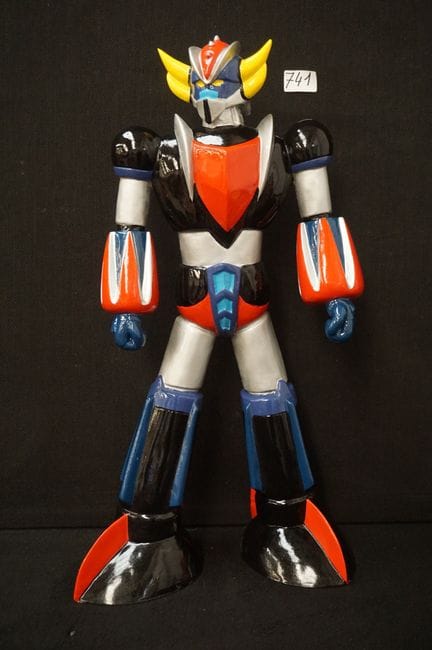 plastic figurine - vintage style - "GOLDORAK" - H: