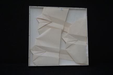 Three-dimensional artwork made of folded paper (PA