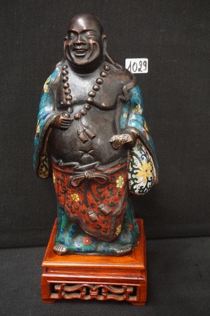 Beautiful Chinese statue in bronze and cloisonné—“