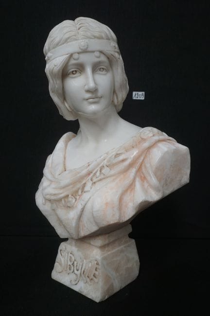 A very beautiful, large Art Nouveau marble bust - 