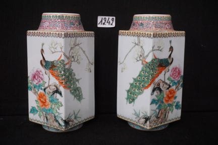 2 Chinese porcelain vases—a pair!—Famille Rose—squ