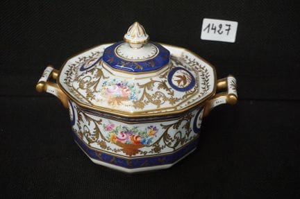ATELIER LE TALLEC PARIS - hand-painted bonbonnière