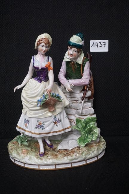 SCHEIBE-ALSBACH - "The Hunter and His Wife" - porc