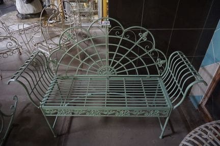Beautiful wrought-iron garden bench - L: 145 cm