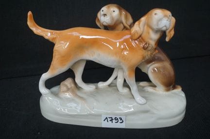 ROYAL DUX - gruppo in porcellana - "Due cani da ca