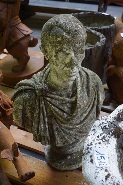 concrete bust - "Julius Caesar" - damage to the no