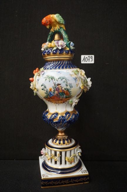 SEVRES - beautiful porcelain lidded vase - signed 