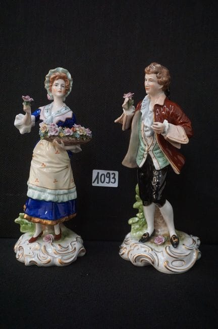 SCHEIBE-ALSBACH - 2 porcelain figurines - polychro