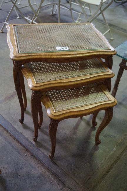 « tables gigognes » de style Louis XV - chêne avec