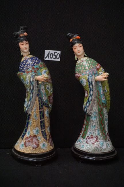 2 beautiful Chinese cloisonné sculptures—“Geishas 