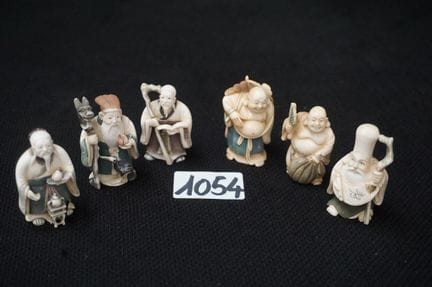 6 assorted netsuke