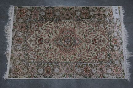 Soie de KAYSERI - TURQUIE - 91 x 62 cm - nouée trè