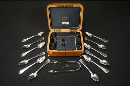 12 cucharillas de café de plata + pinzas de azúcar