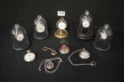 10 relojes de bolsillo antiguos de diferentes tipo