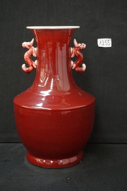 Chinese porcelain vase - SANG DE BOEUF - rich red 
