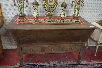 19th-century "pétrin" (dough trough) — oak — with 