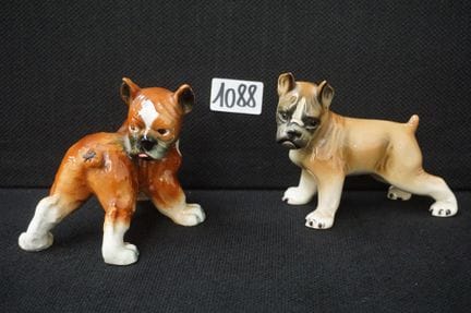 2 ceramic French bulldogs—polychrome—L: approx. 13