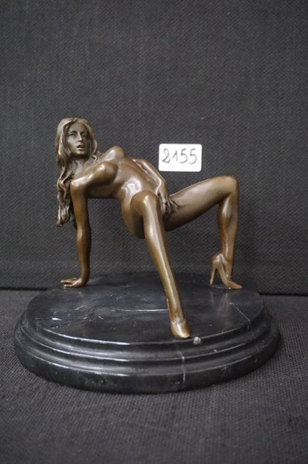 belle sculpture érotique en bronze - « jeune femme