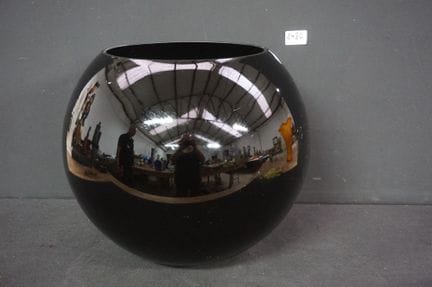 grand vase moderne en verre noir - H : 34 cm