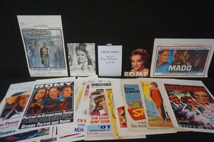 joli lot d'affiches de cinéma vintage - environ 43