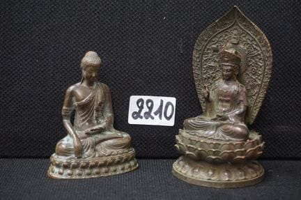 2 statue asiatiche in bronzo - "Buddha" - A: 10 e 