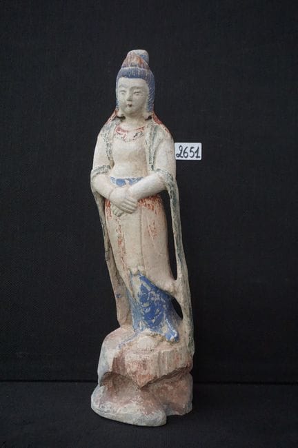 Statua cinese in legno - policroma - "Guanyin" - A