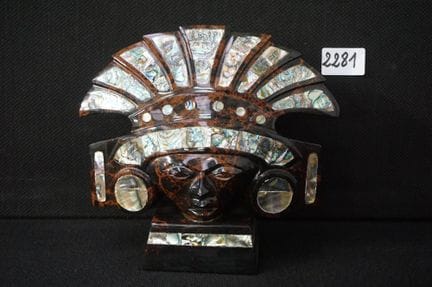 Maschera solare messicana raffigurante una divinit