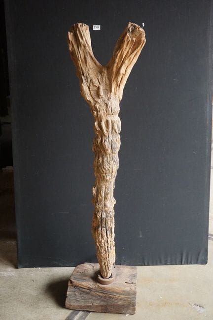 bellissimo palo africano in legno - su supporto - 