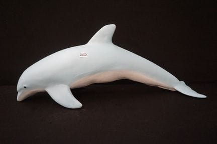 grand dauphin vintage en plastique - L : 110 cm