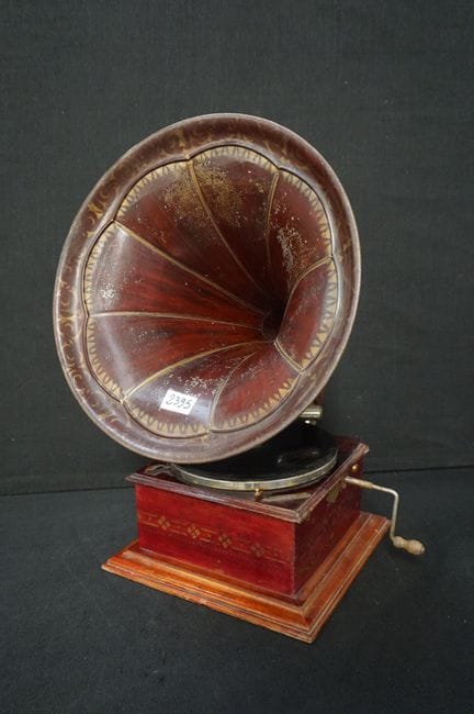 MAESTROPHONE - grammofono d'epoca in mobile di leg