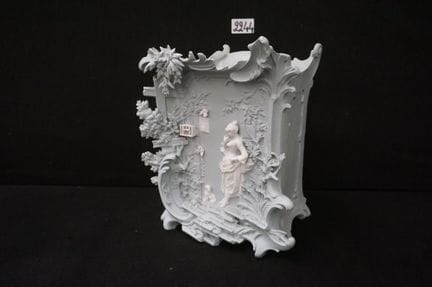 bella fioriera in stile WEDGWOOD - decorata con un