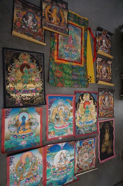 bellissimo rotolo di 14 "THANKA" nepalesi - ca. 65