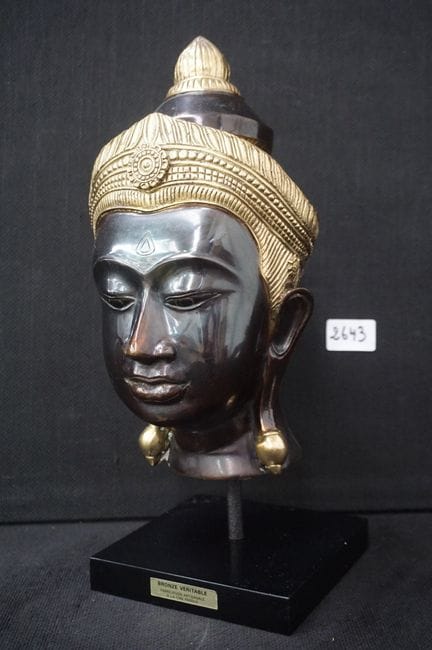 Testa di Buddha in bronzo - tecnica a cera persa -