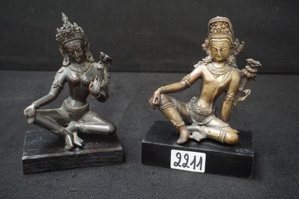 2 statue asiatiche in bronzo - stile nepalese - "I