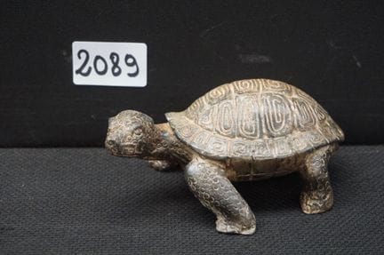 PIERRE CHENET - « tortue » - sculpture en bronze -